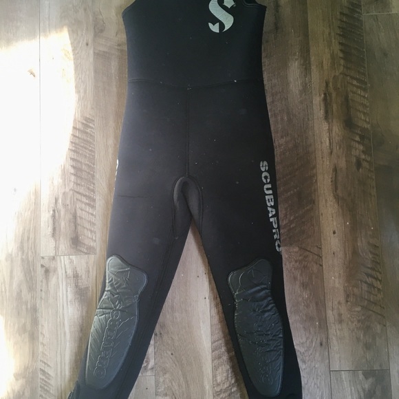 Women wetsuit 7mm medium 2 pieces Scuba Pro - Picture 4 of 6